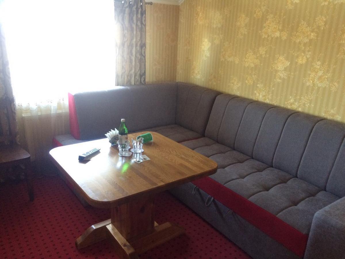 Chagari Hotel Lypnyky Buitenkant foto